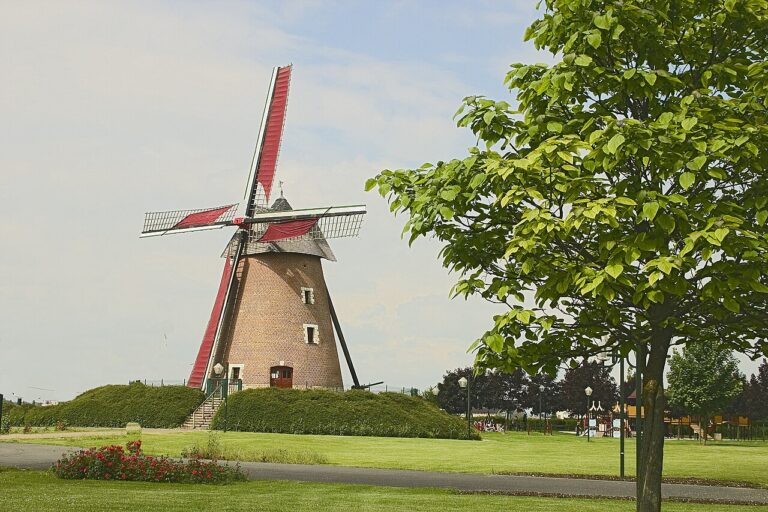 Le moulin Hacart à Achicourt, photographié en 2008.