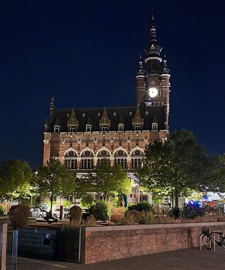 Hôtel de ville d’Armentières de nuit