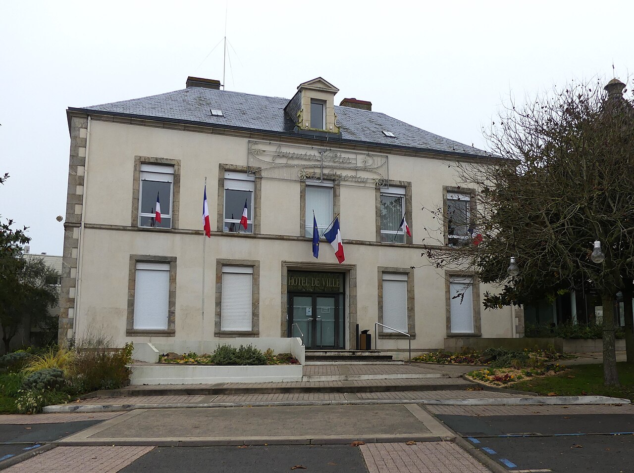 Mairie d’Aizenay en Vendée