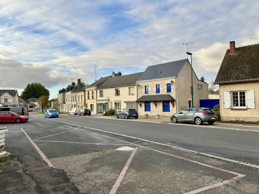 Rue du Commerce à Beauce la Romaine dans le Loir-et-Cher