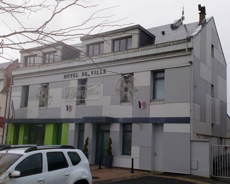 Mairie de Camon dans la Somme