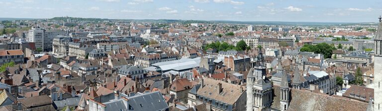 Panorama de Dijon en Côte-d’Or pour illustrer le guide CBD Côte-d’Or MJ Store