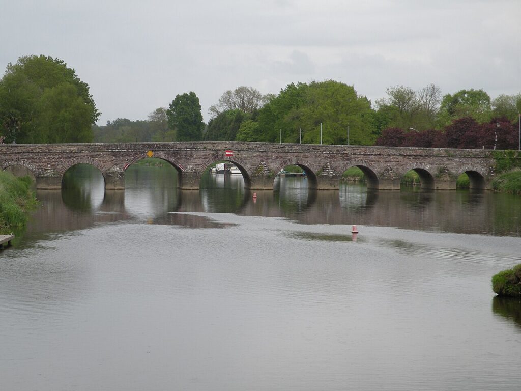 Pont de Pont-Réan sur la Vilaine, entre Guichen et Bruz