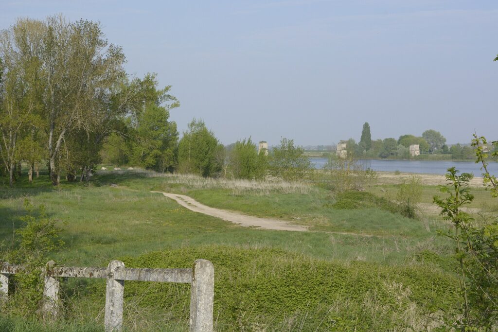 Parc des Mées à La Chaussée-Saint-Victor près de Blois