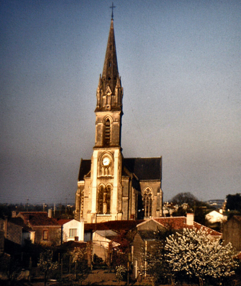 Église de Saint-Rémy-en-Mauges à Mauges-sur-Loire dans le Maine-et-Loire