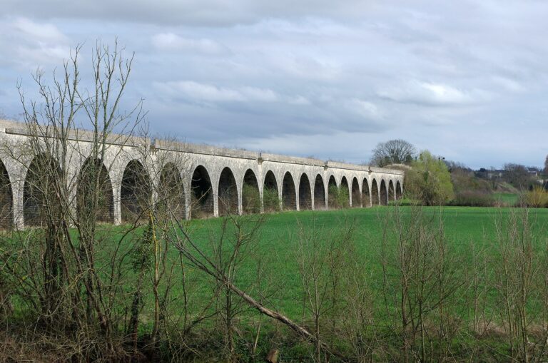 Viaduc des Noëls à Vineuil dans le Loir-et-Cher