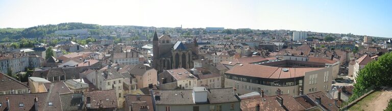 Panorama d’Épinal dans les Vosges pour illustrer le guide CBD Vosges MJ Store