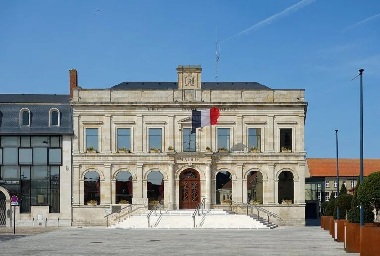 Hôtel de ville de Gravelines dans le Nord