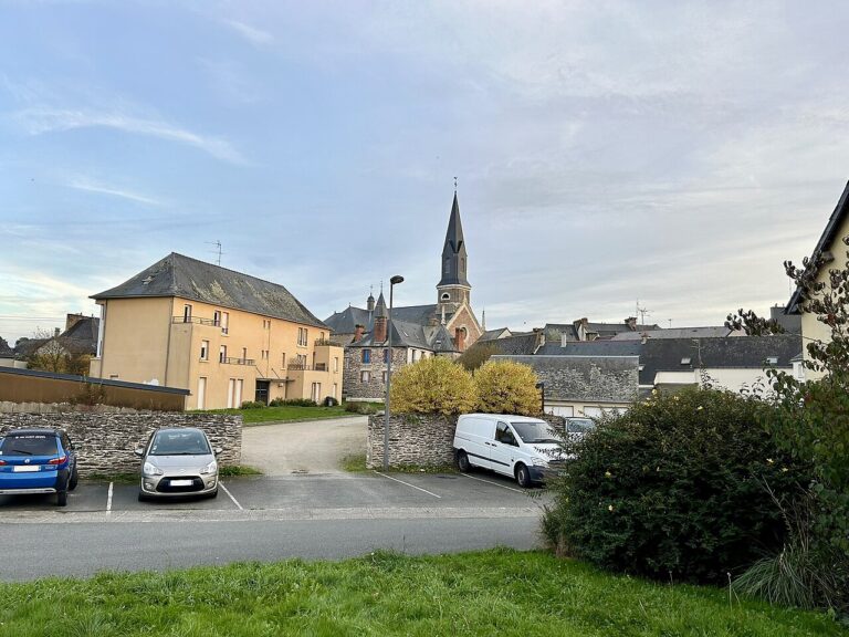 Guer — vue vers le centre-bourg depuis le nord