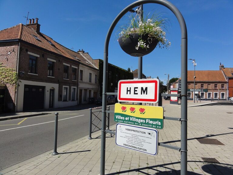 Entrée de la commune de Hem dans le Nord