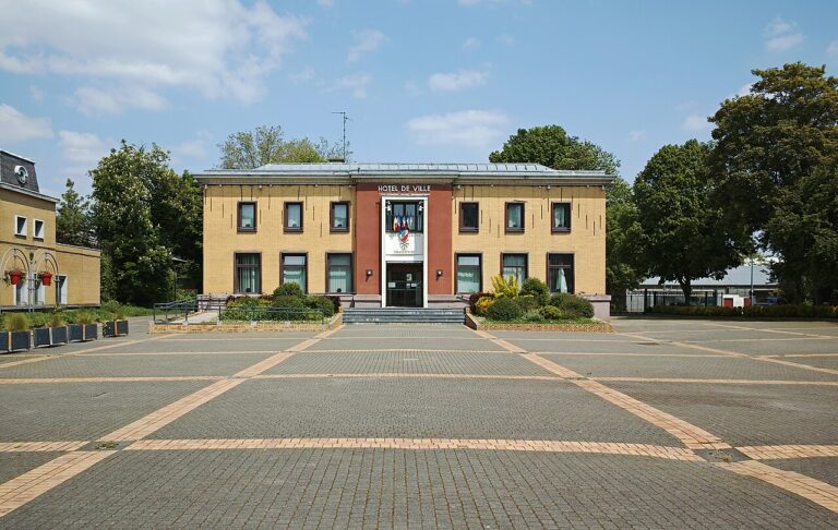Ancien château Lamblin, actuel hôtel de ville de Ronchin