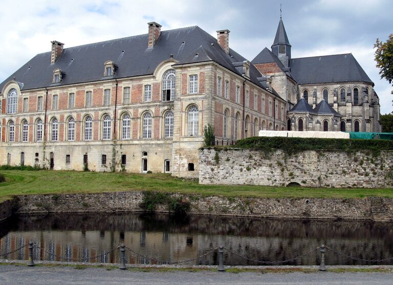 Abbaye de Saint-Michel dans l’Aisne en Thiérache