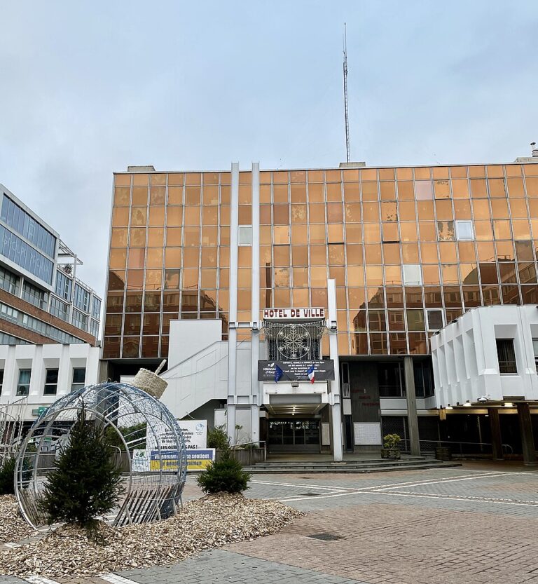 Hôtel de ville de Villeneuve-d’Ascq dans le Nord